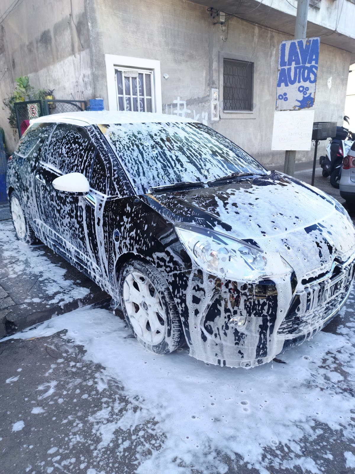 Lava Autos Carshwash'O