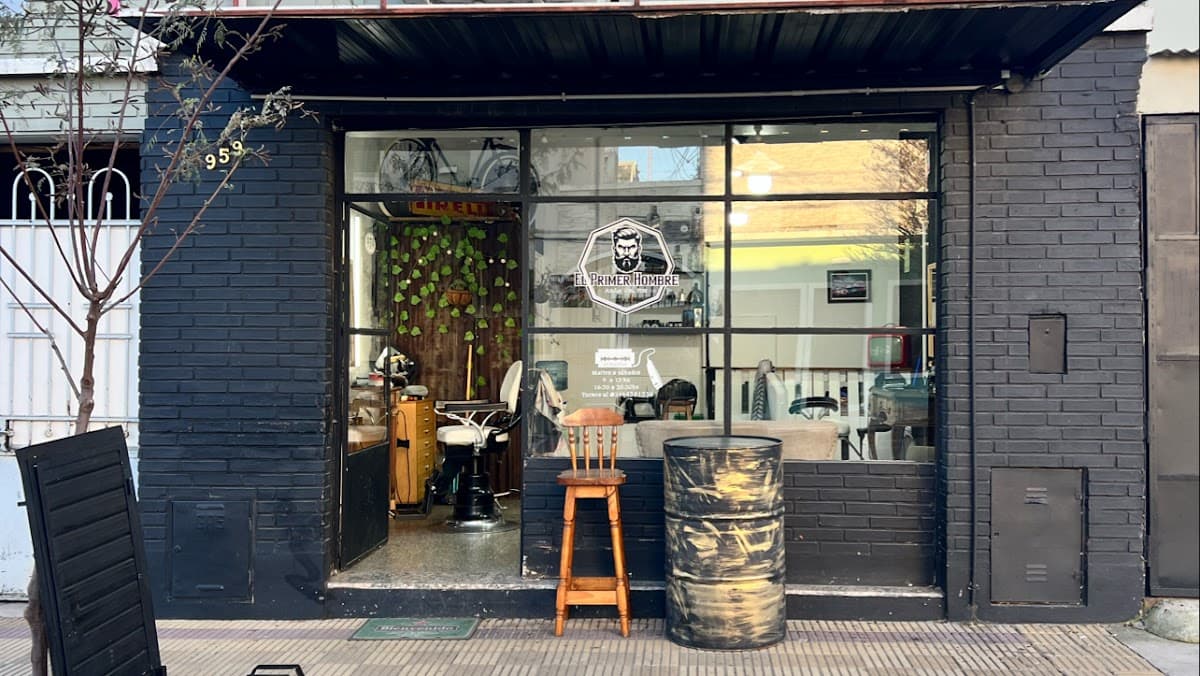 El Primer Hombre 💈💇🏻♂️