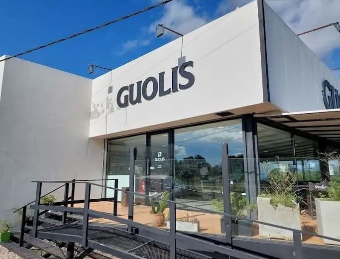 Guolis Café Restó y Tienda de Compras