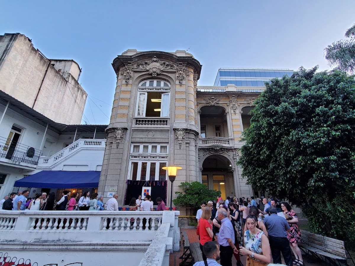 Inst. de Enseñanza Superior en Lenguas Vivas Juan Ramón Fernández