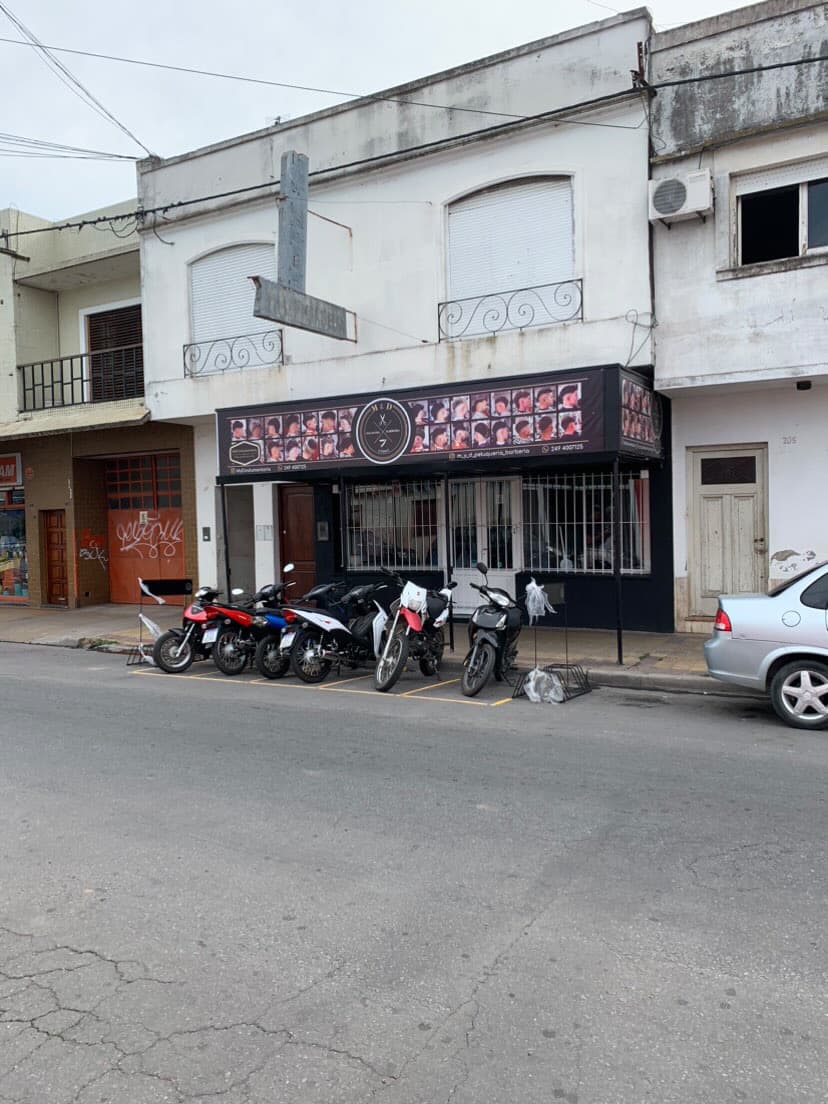 MyD peluqueria e indumentaria